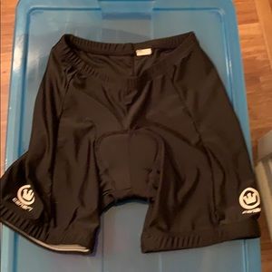 Cycling shorts